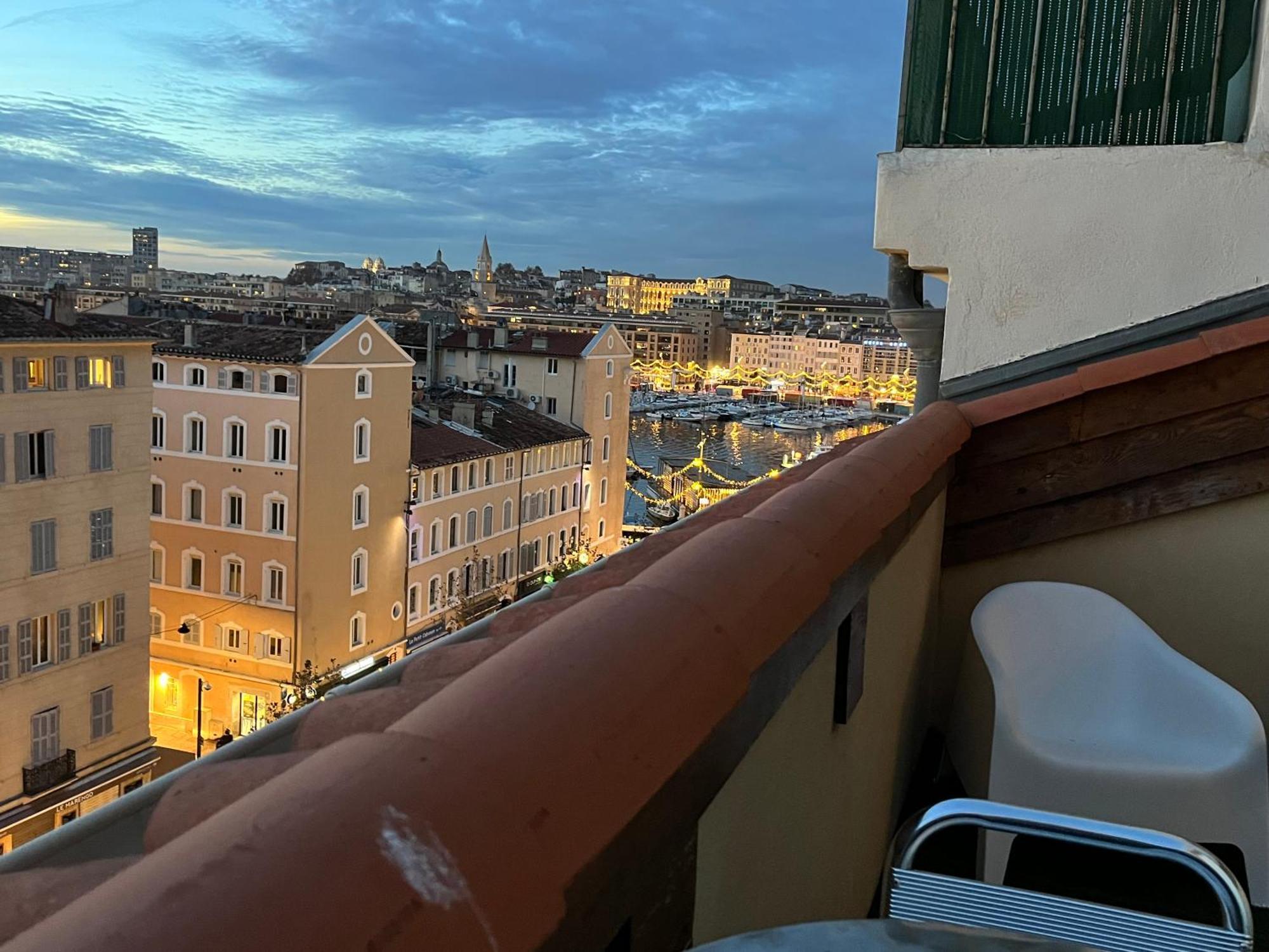 Loft Moderne Vue Vieux Port Terrasse Rooftop Apartment Marseille Exterior photo